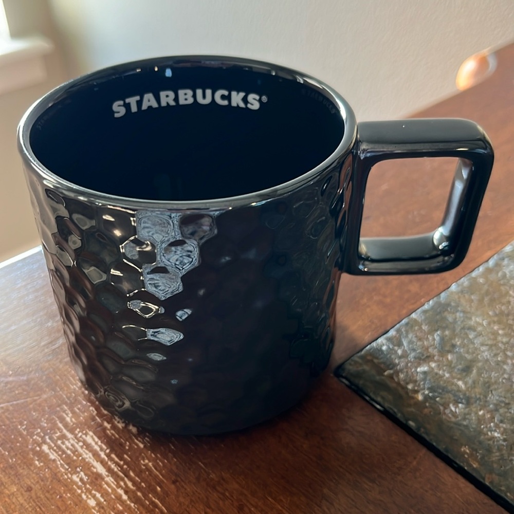 Starbucks Black Metallic Dimpled 2019  limited edition 12oz mug. EUC